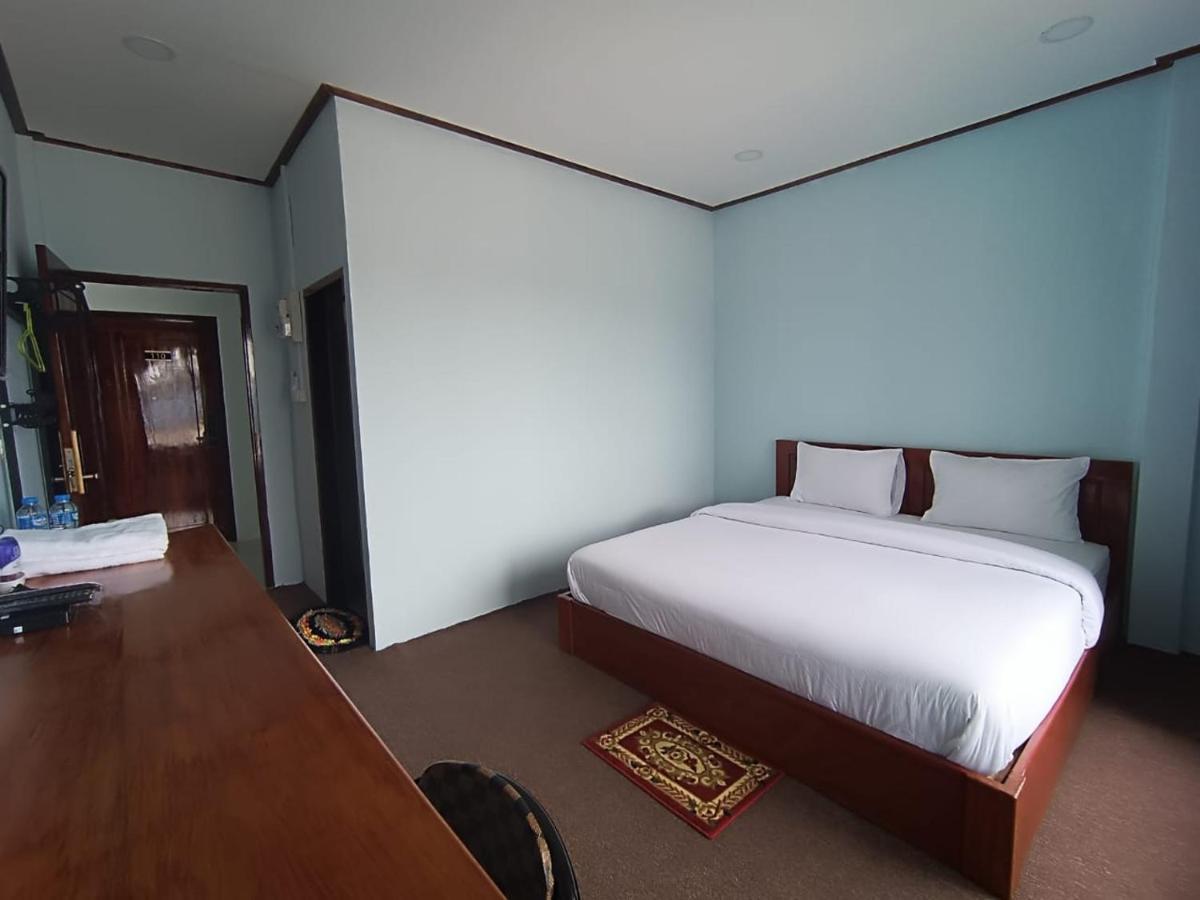 ເຮືອນພັກບີວີ Hotel Ban Thongchai-Tai Bagian luar foto